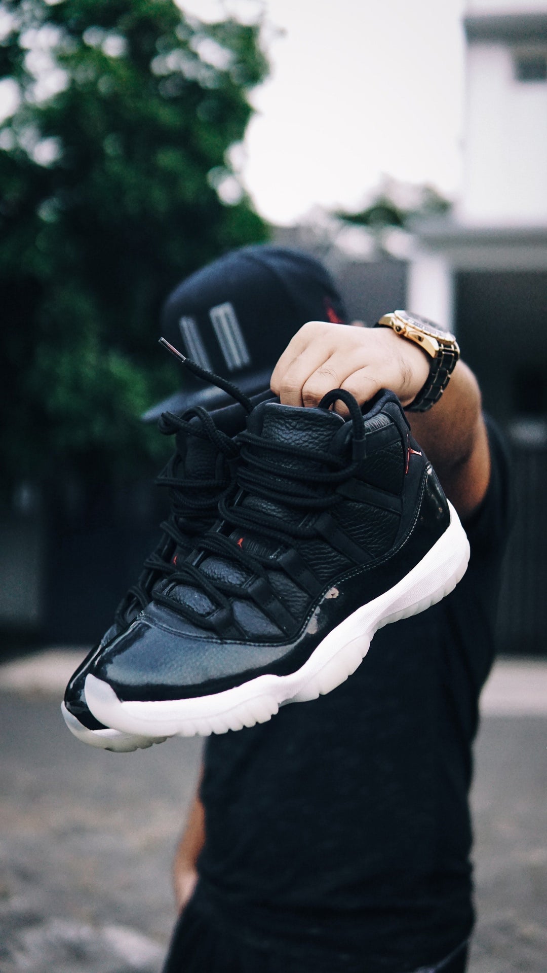jordan 11-Foot World