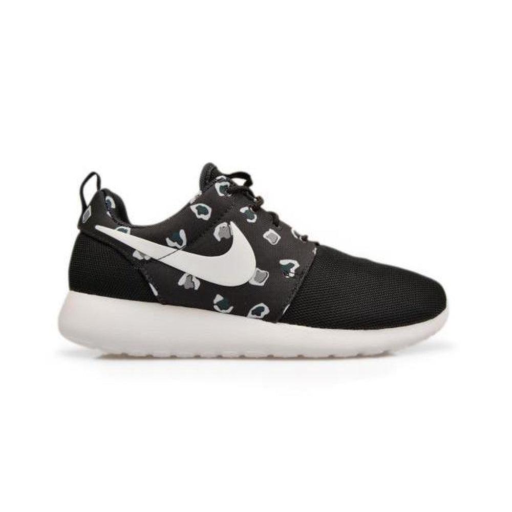 Brand Nike Women's Shoe Nike Roshe One Womens Nike Roshe One