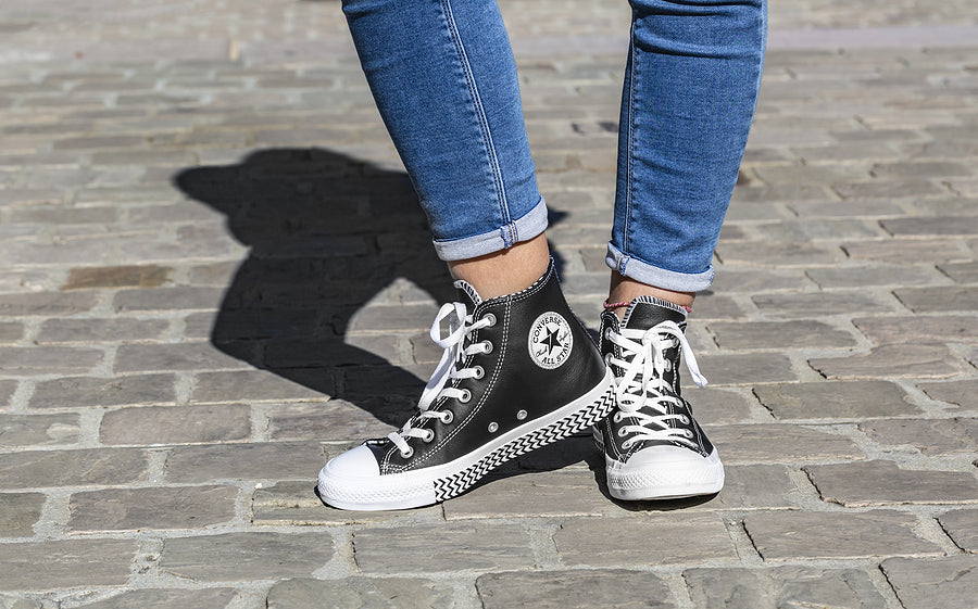  Converse Chuck Taylor All Star fashioned by girl
