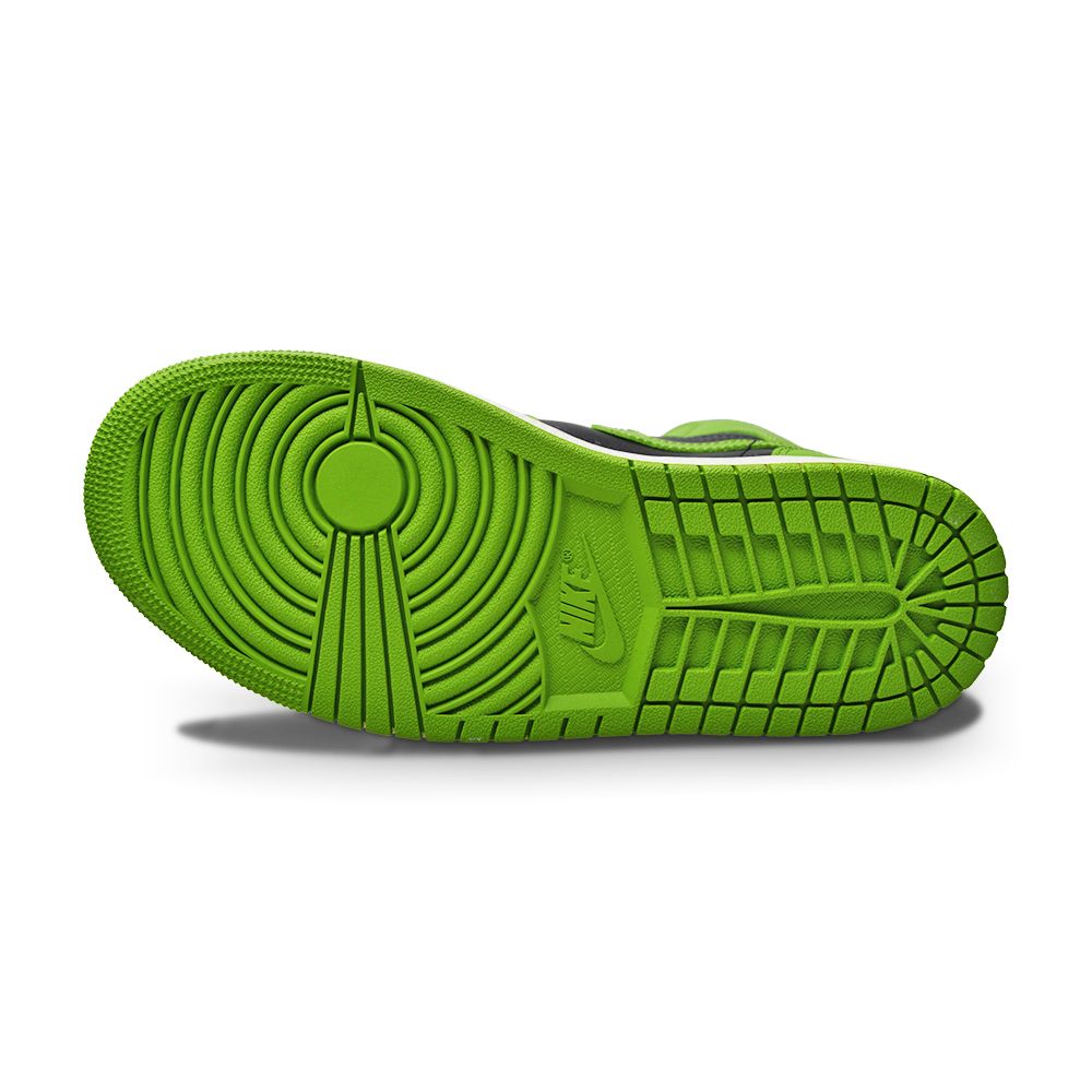 black altitude green sail