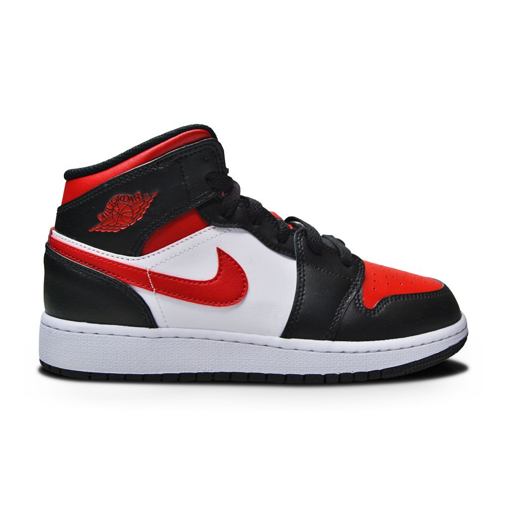 Juniors Nike Air Jordan 1 Mid - 554725 079 - Black Fire Red White-Juniors-Nike-Nike Air Jordan 1 Mid-sneakers Foot World