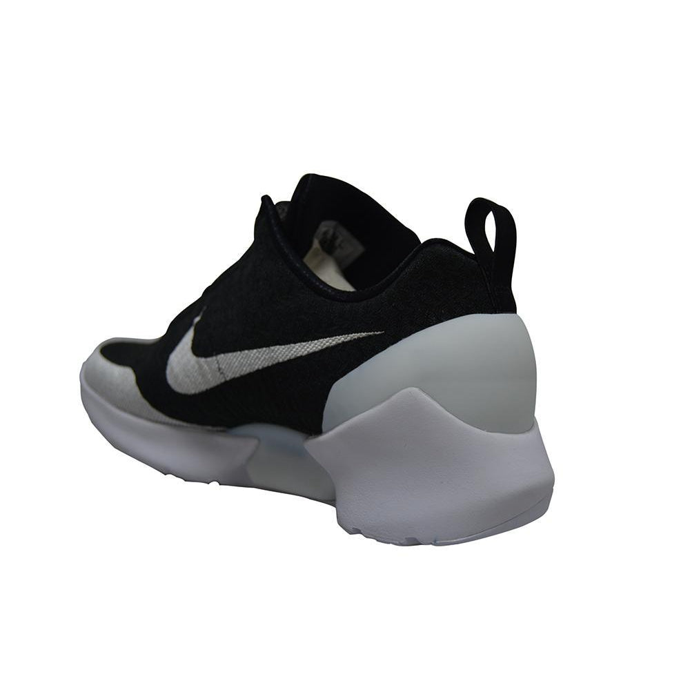 nike hyperadapt black