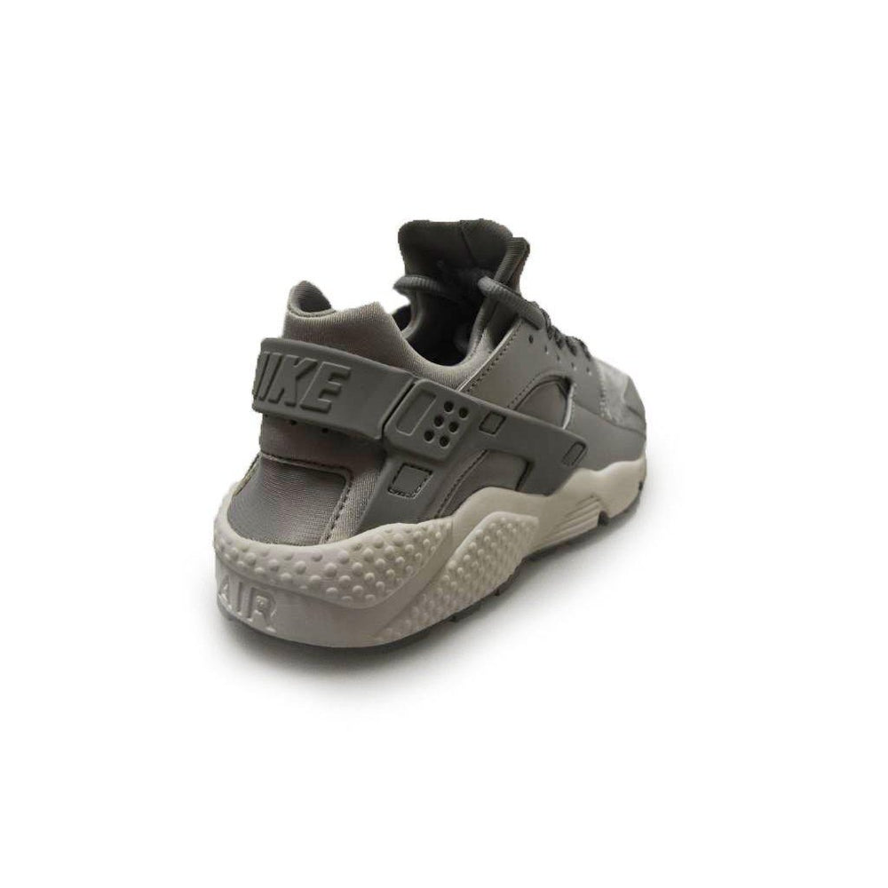 women's nike air huarache run se running shoes
